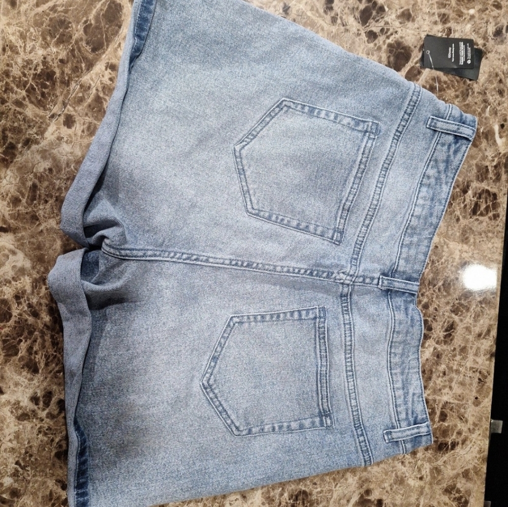 Hot topic alice in wonderland mom jeans